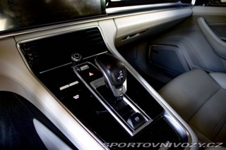 Porsche Panamera Turbo 4x4 A/T 2017