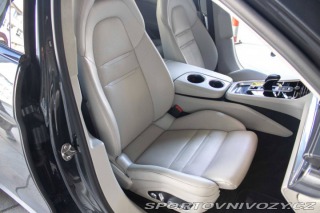 Porsche Panamera Turbo 4x4 A/T 2017