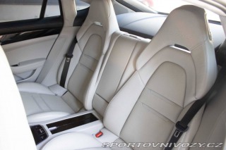 Porsche Panamera Turbo 4x4 A/T 2017
