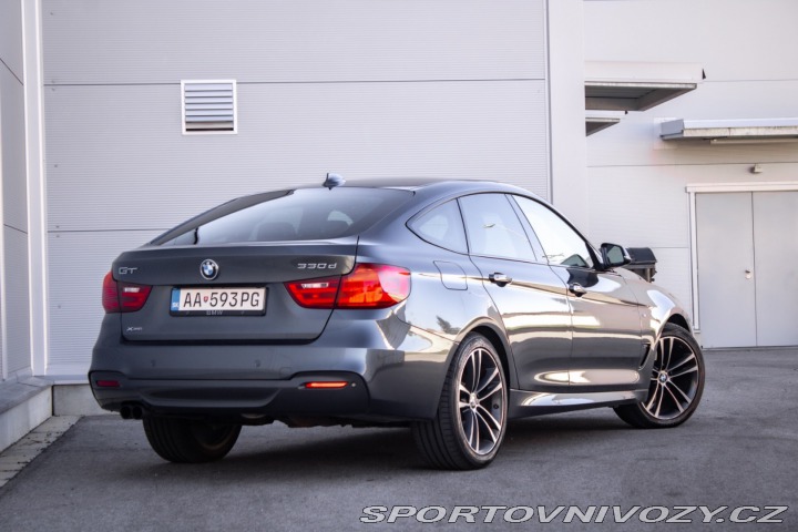 BMW 3 330d xDrive M Sport A/T 2015