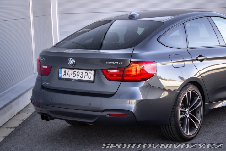 BMW 3 330d xDrive M Sport A/T 2015