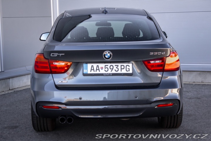 BMW 3 330d xDrive M Sport A/T 2015