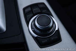 BMW 3 330d xDrive M Sport A/T 2015