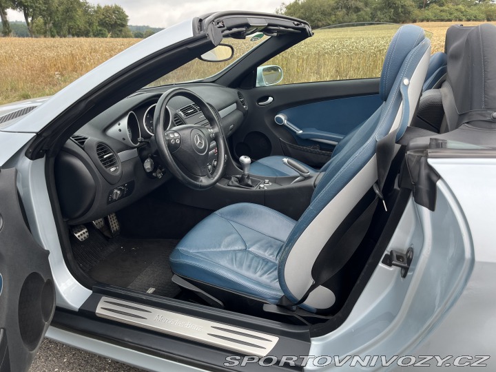 Mercedes-Benz SLK SLK 200 2025