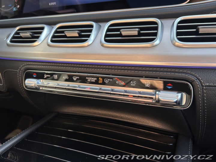 Mercedes-Benz Ostatní modely GLE 450d 4MATIC AMG NIGHT 2025