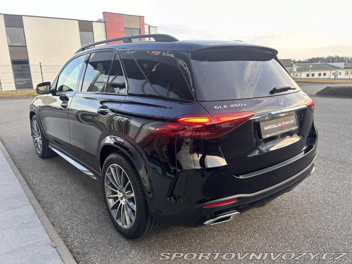 Mercedes-Benz Ostatní modely GLE 450d 4MATIC AMG NIGHT 2025