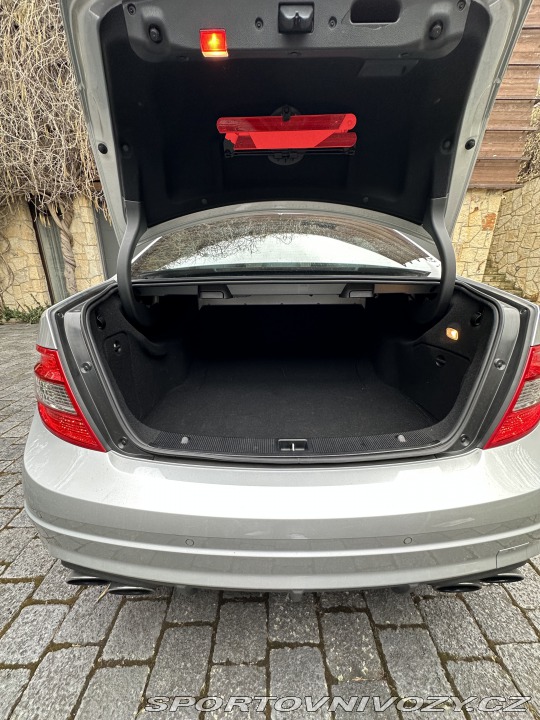 Mercedes-Benz C 63 AMG 2008