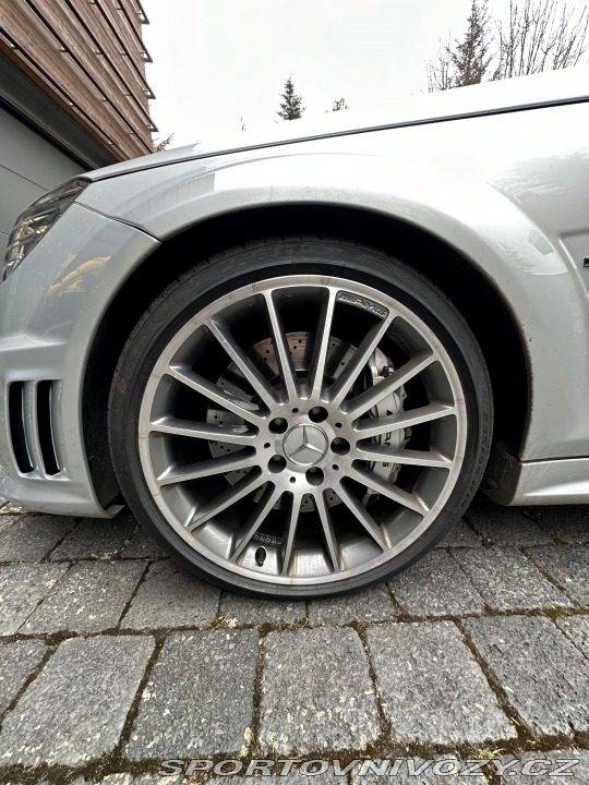 Mercedes-Benz C 63 AMG 2008