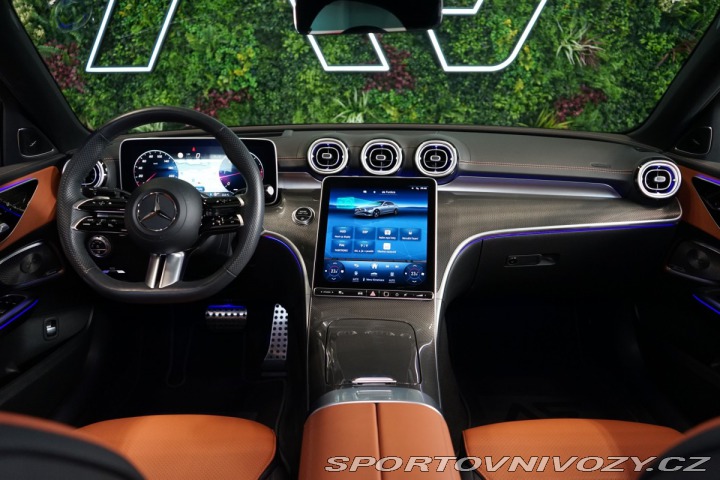 Mercedes-Benz C 300d*AMG*PANO*TAŽ*HUD*BUR 2024