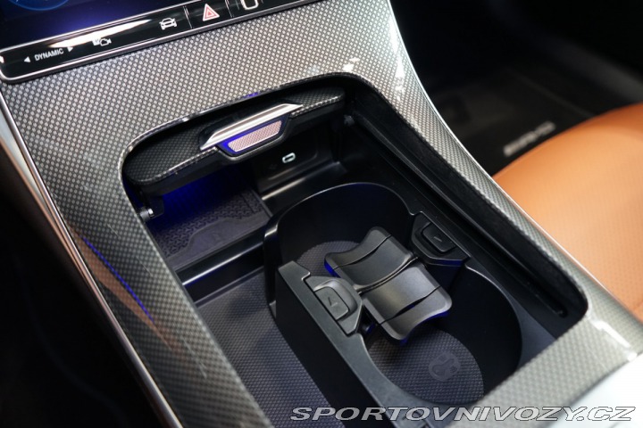 Mercedes-Benz C 300d*AMG*PANO*TAŽ*HUD*BUR 2024