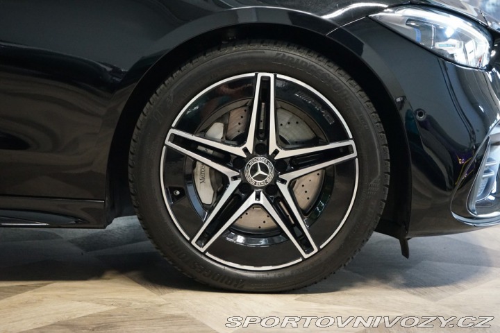 Mercedes-Benz C 300d*AMG*PANO*TAŽ*HUD*BUR 2024