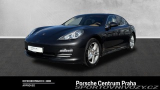 Porsche Panamera 4S