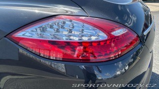 Porsche Panamera 4S 2011