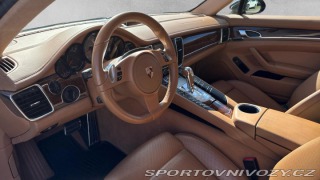 Porsche Panamera 4S 2011