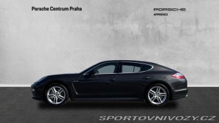 Porsche Panamera 4S 2011