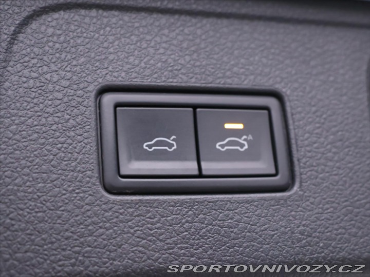 Volkswagen Ostatní modely Passat 2,0 TSI 200kW R-Line CZ 4 2019