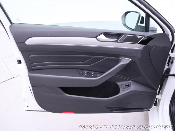 Volkswagen Ostatní modely Passat 2,0 TSI 200kW CZ 4M DPH R 2019
