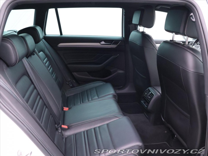 Volkswagen Ostatní modely Passat 2,0 TSI 200kW CZ 4M DPH R 2019