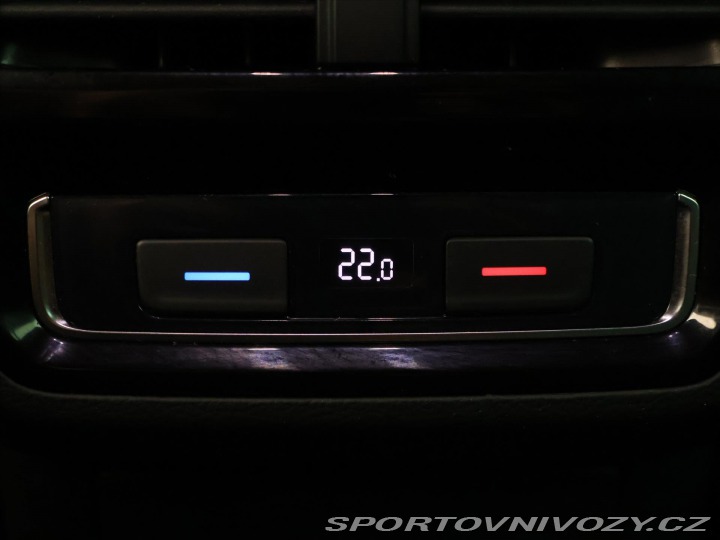 Volkswagen Ostatní modely Passat 2,0 TSI 200kW CZ R-Line 4 2019