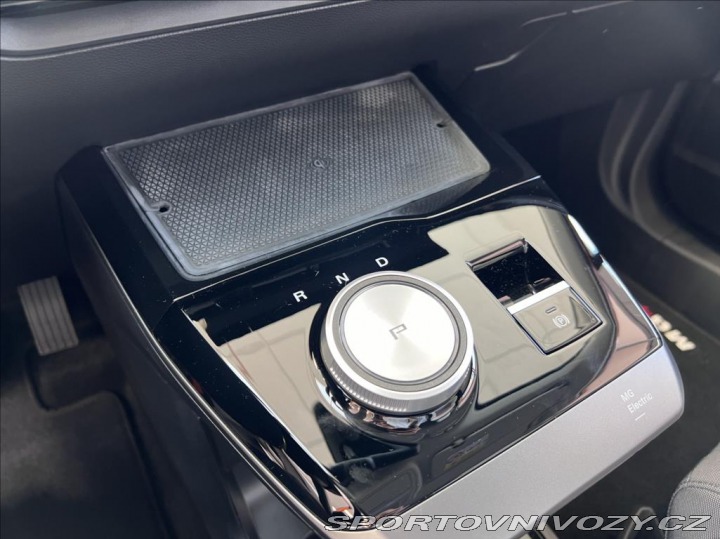 MG Ostatní modely MG4 . EXCLUSIVE 77kWh + ZIMNÍ 2024