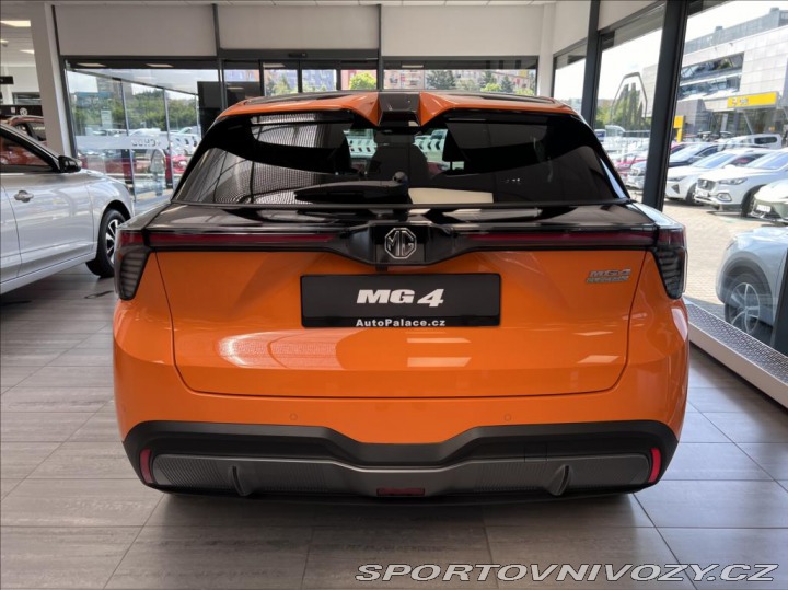 MG Ostatní modely MG4 . EXCLUSIVE 77kWh + ZIMNÍ 2024