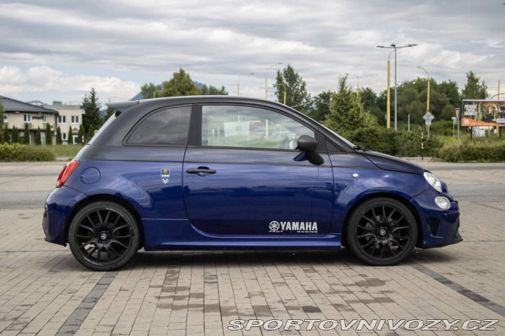 Abarth 595 Monster Energy Yamaha MT 2021