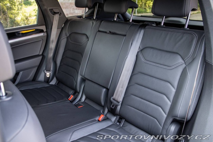Volkswagen Ostatní modely Touareg  3.0 V6 TDI SCR 286k R-Li 2019