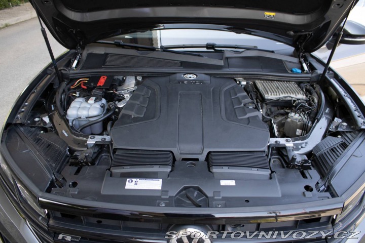 Volkswagen Ostatní modely Touareg  3.0 V6 TDI SCR 286k R-Li 2019