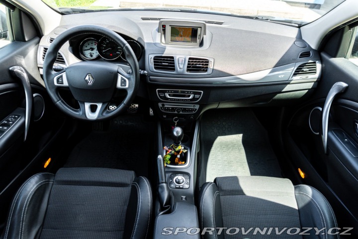 Renault Mégane Grandtour 2.0 dCi GT 2011