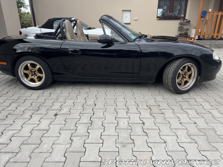 Mazda MX-5  2002