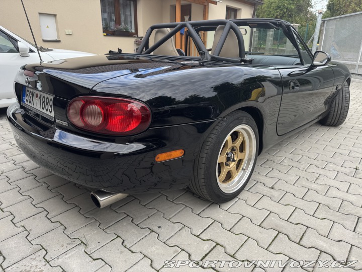 Mazda MX-5  2002