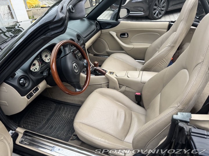 Mazda MX-5  2002