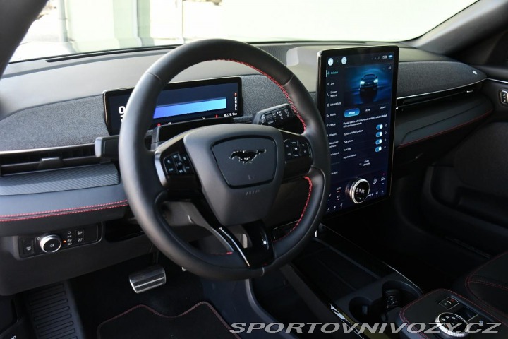 Ford Mustang Mach-E Extended Range 2021
