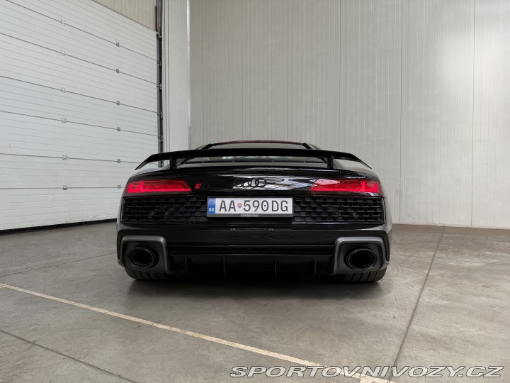 Audi R8  2021