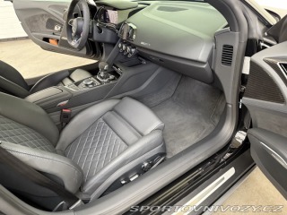 Audi R8  2021