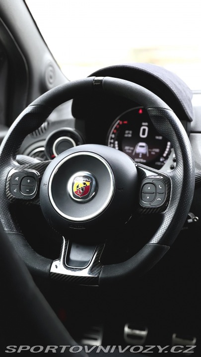 Abarth 595 Competizione 2018