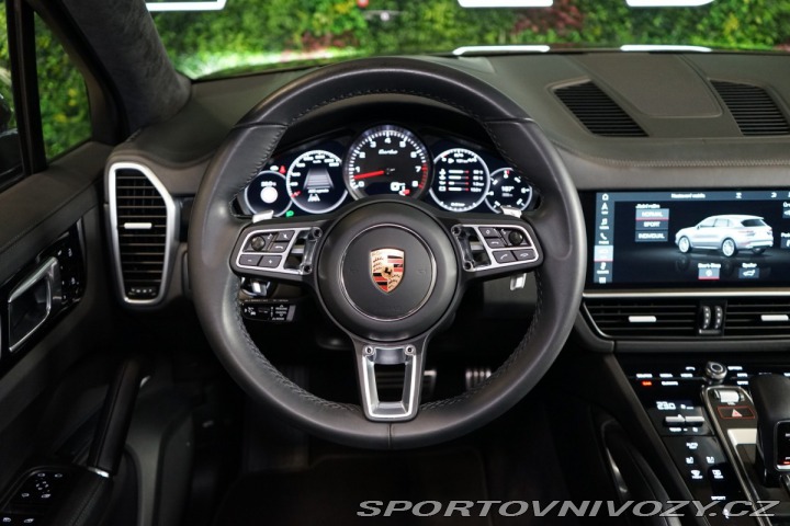 Porsche Cayenne TURBO*PCCB*PDCC*TAŽNÉ*ZÁR 2019