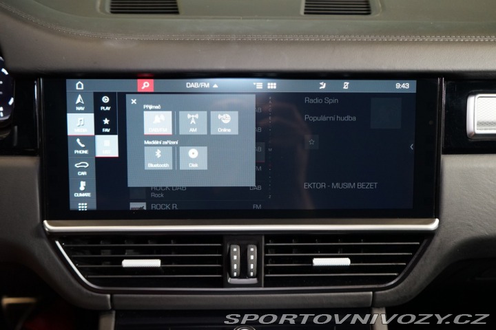 Porsche Cayenne TURBO*PCCB*PDCC*TAŽNÉ*ZÁR 2019