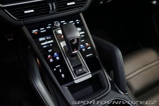 Porsche Cayenne TURBO*PCCB*PDCC*TAŽNÉ*ZÁR 2019