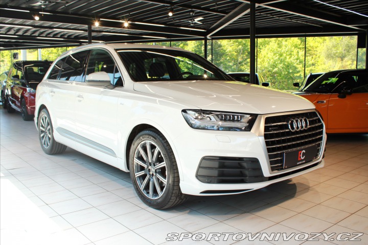 Audi Ostatní modely Q7 50TDi quattro S Line 2018
