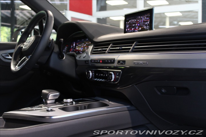 Audi Ostatní modely Q7 50TDi quattro S Line 2018