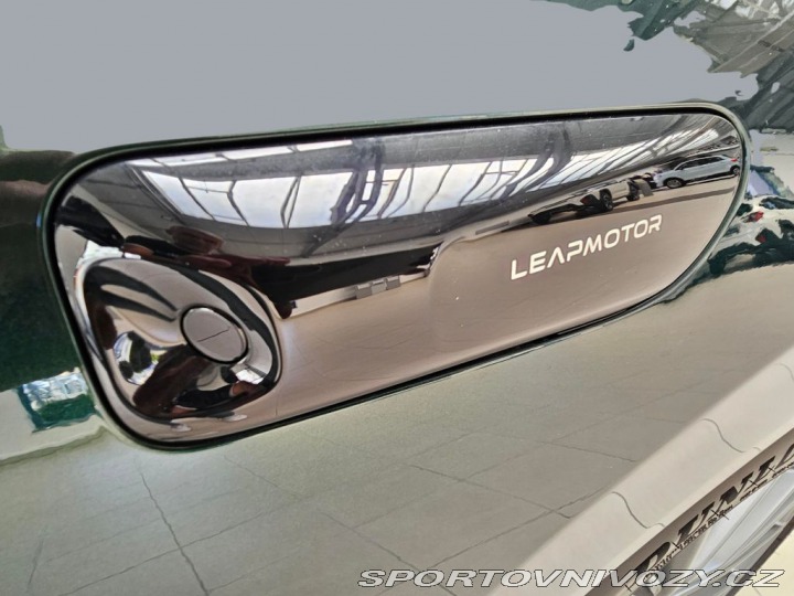 Ostatní značky Ostatní modely REEV Design Elektrický vů 2025