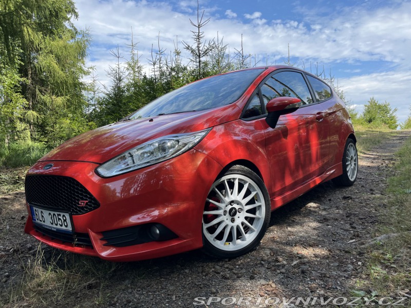 Ford Fiesta ST 134kW, keyless