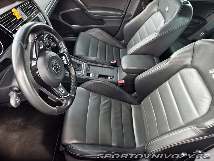 Volkswagen Golf  2015