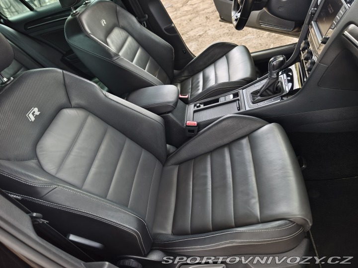 Volkswagen Golf  2015