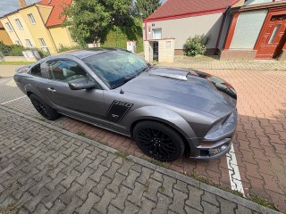 Ford Mustang GT 2006
