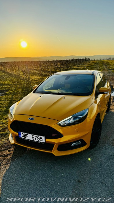 Ford Focus ST 