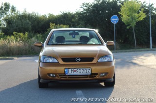 Opel Astra  2001