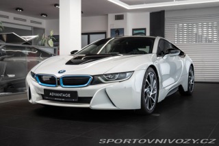 BMW i8  2015