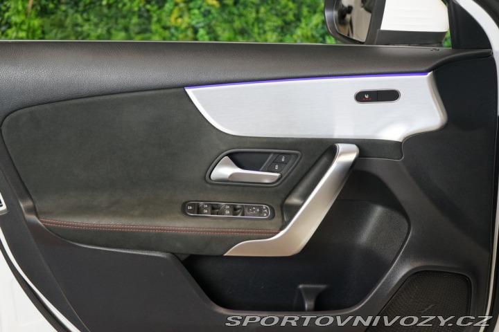 Mercedes-Benz A 200*AMG*CARPLAY*LED*CAMER 2020